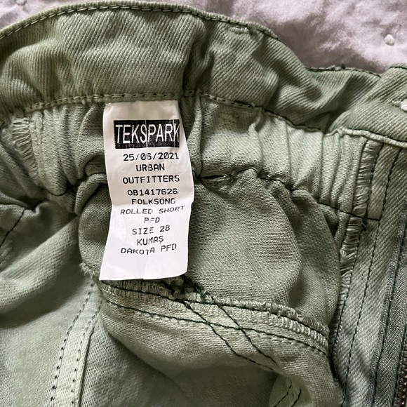 Cute high waisted shorts - Picture 3 of 3